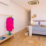 Elysium By With-inn Mykonos شقة فندقية تورلوس