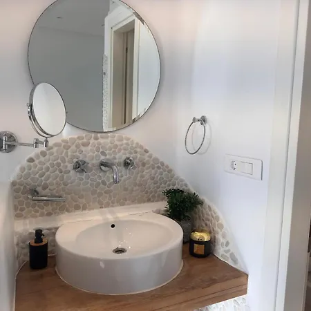 Ξενοδοχείο με διαμερίσματα Elysium By With-inn Mykonos