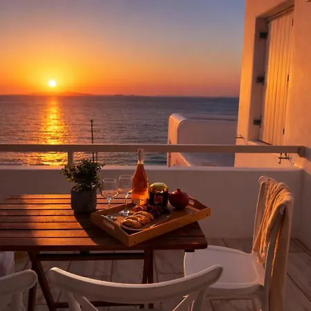Elysium By With-inn Mykonos 3* 图罗斯